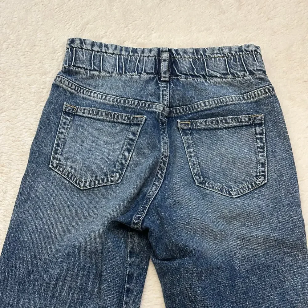 Gap Mom Jean sz 8 Medium Wash Jeans